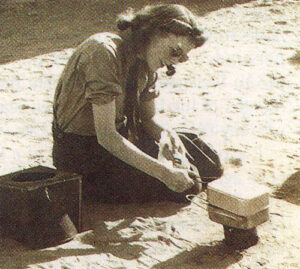 Elizabeth Parry brews up a cuppa during a rest stop in the Iraqi desert