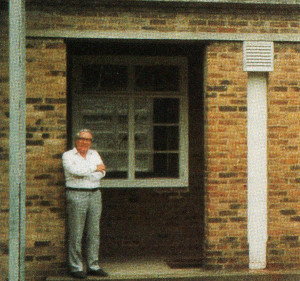 Almost 50 years on, Mr. Skinner returned to West Mailing to stand at almost the same spot where he d reported after a night beneath the open sky.