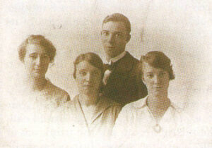 A family group portrait taken just before the First World War, showing Peter Preece’s mother, Aunt Kate, Uncle Bill and Aunt Beat.
