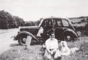 Plenty of room to pull off and get the food out...a roadside picnic in 1951.